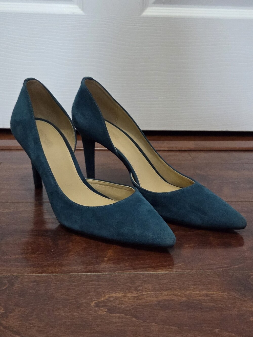 Michael Kors Teal Suede Pointed Toe d'Orsay Stiletto Pumps Classic Flex Heel Sz7